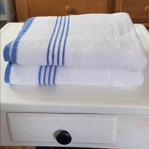 Big Cotton Bath Towels w Blue Piping